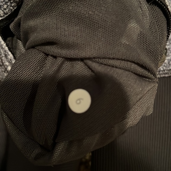 Lululemon Jacket - Picture 6 of 8